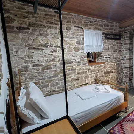 Aqueduct Hotel Gjirokastër