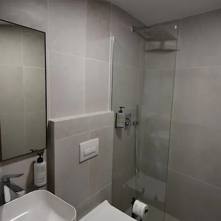 Aqueduct * Gjirokastër